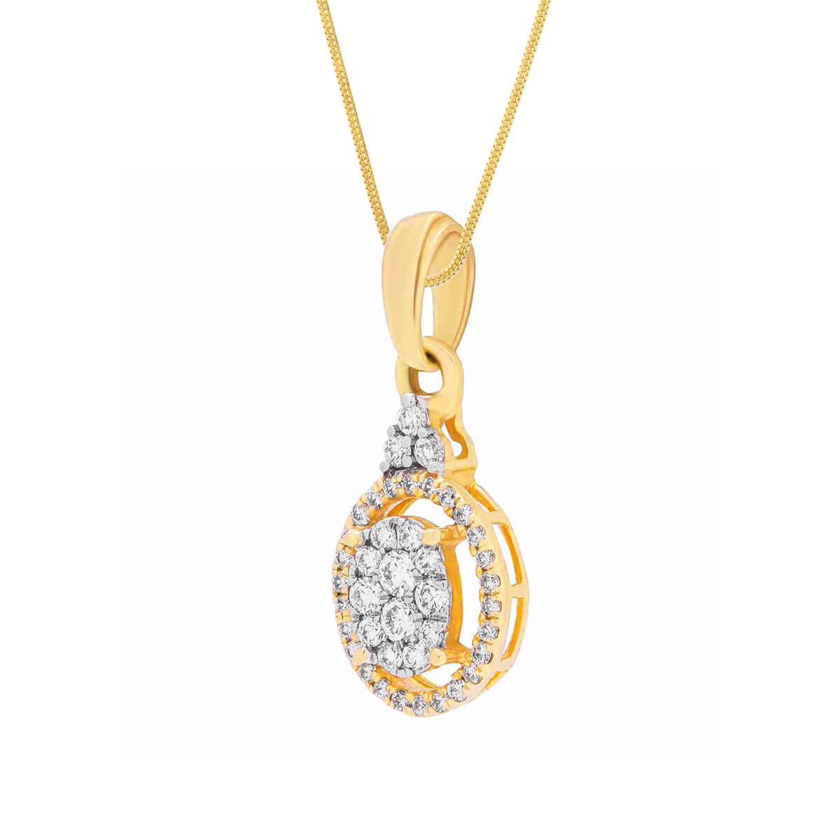 Dazzling Oval Diamond Pendant Set