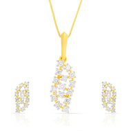Shimmering Foliage Diamond Pendant Set