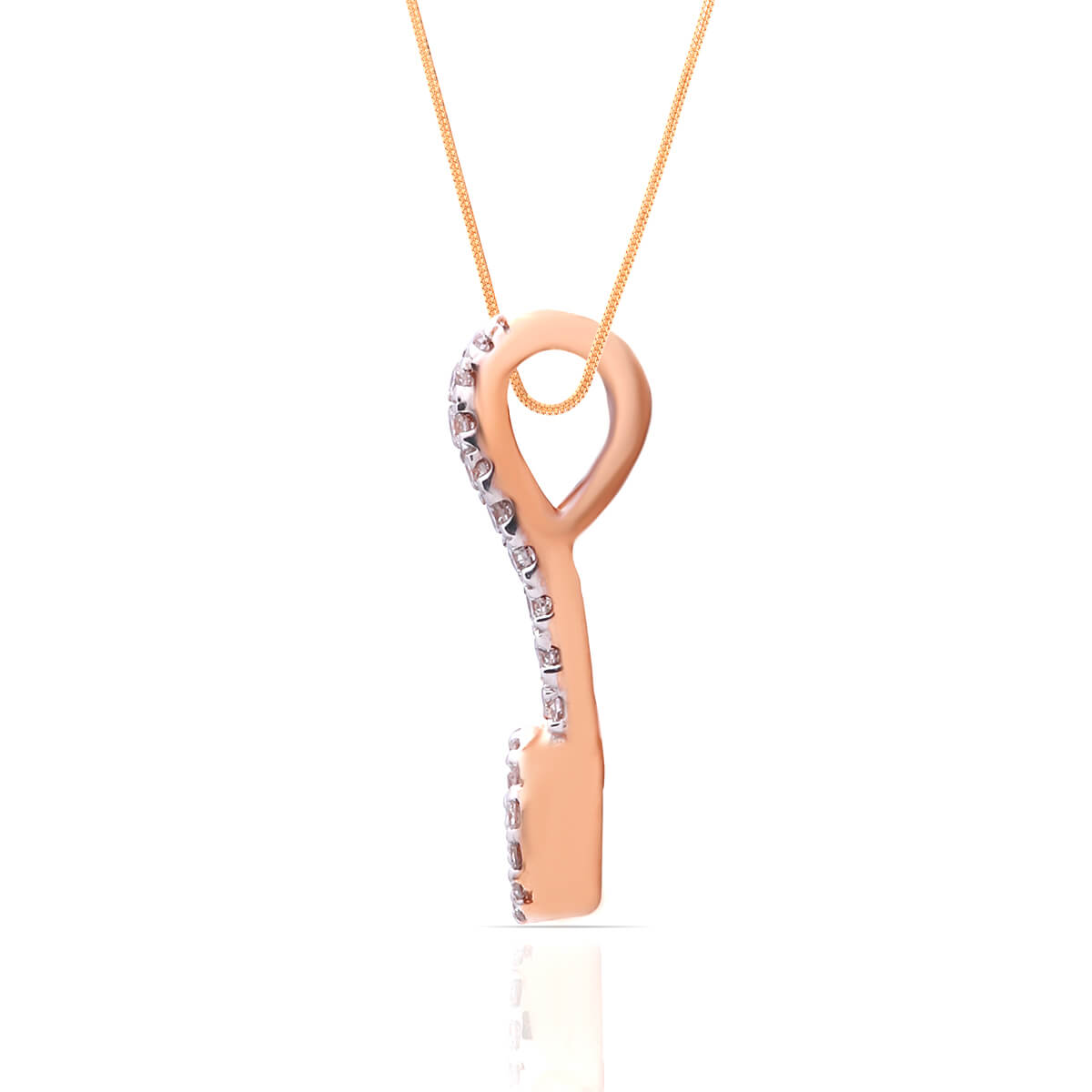Luxurious Shine Diamond Pendant Set