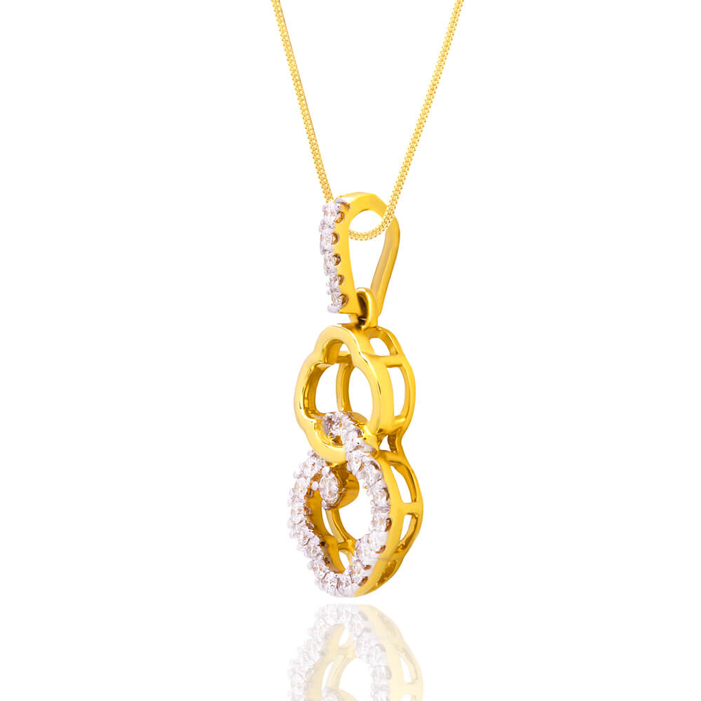 Petite Clover Dazzle Diamond Pendant Set