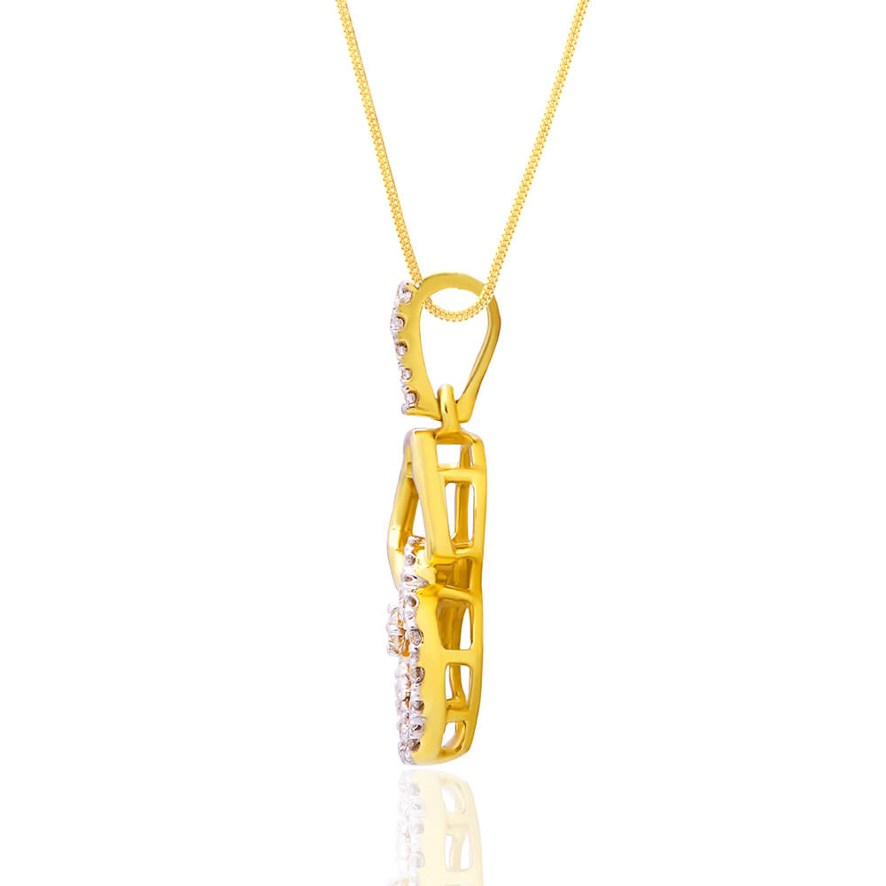 Petite Clover Dazzle Diamond Pendant Set
