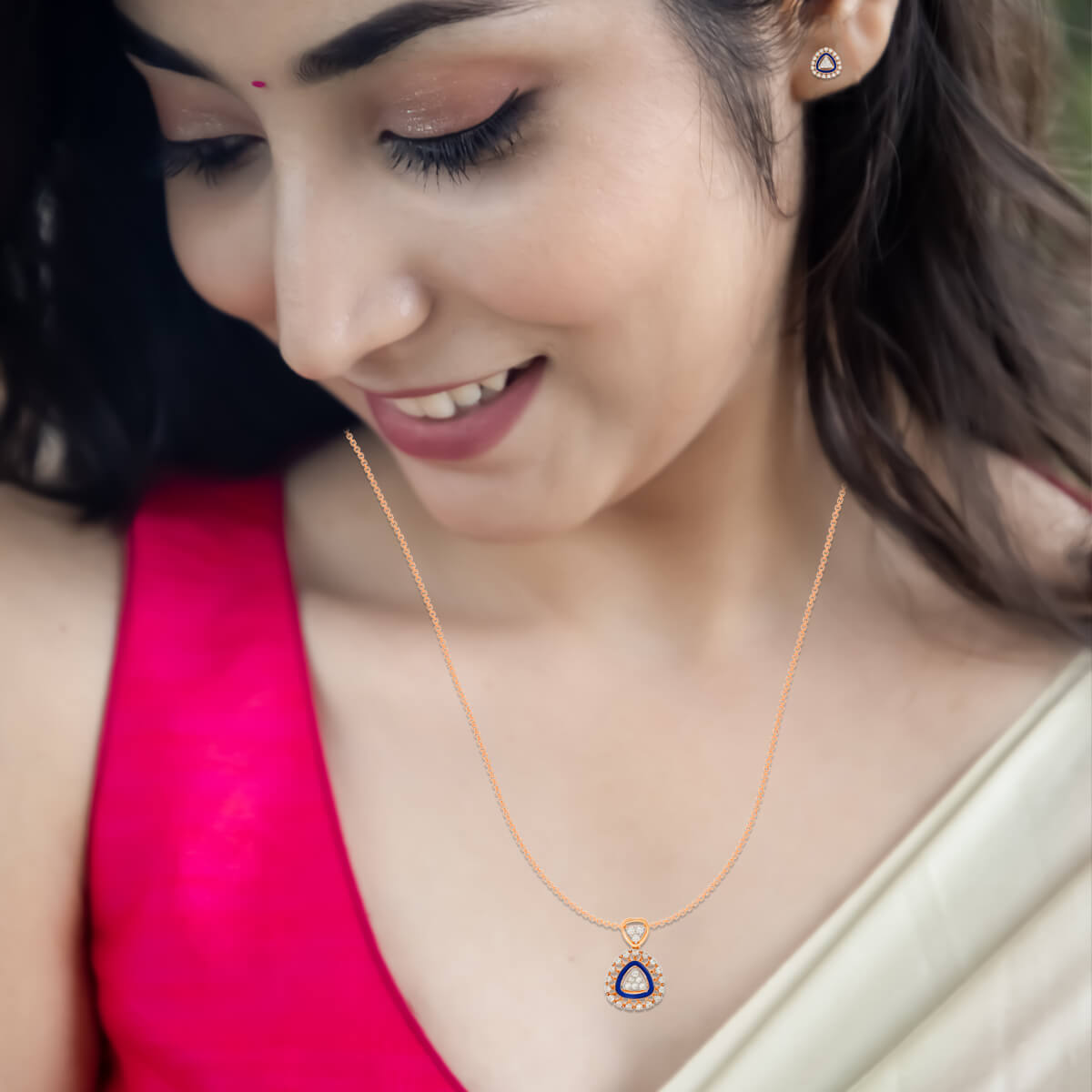 Trigonal Dazzle Diamond Pendant Set