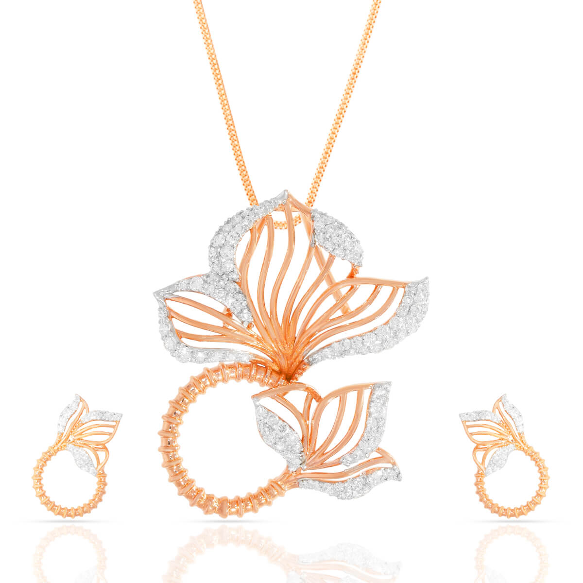 Petal Charm Diamond Pendant Set
