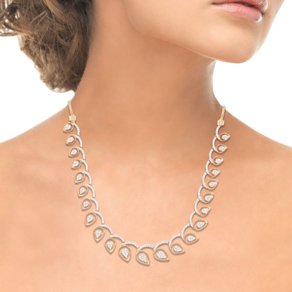 Charming Foliages Dazzle Diamond Short Necklace