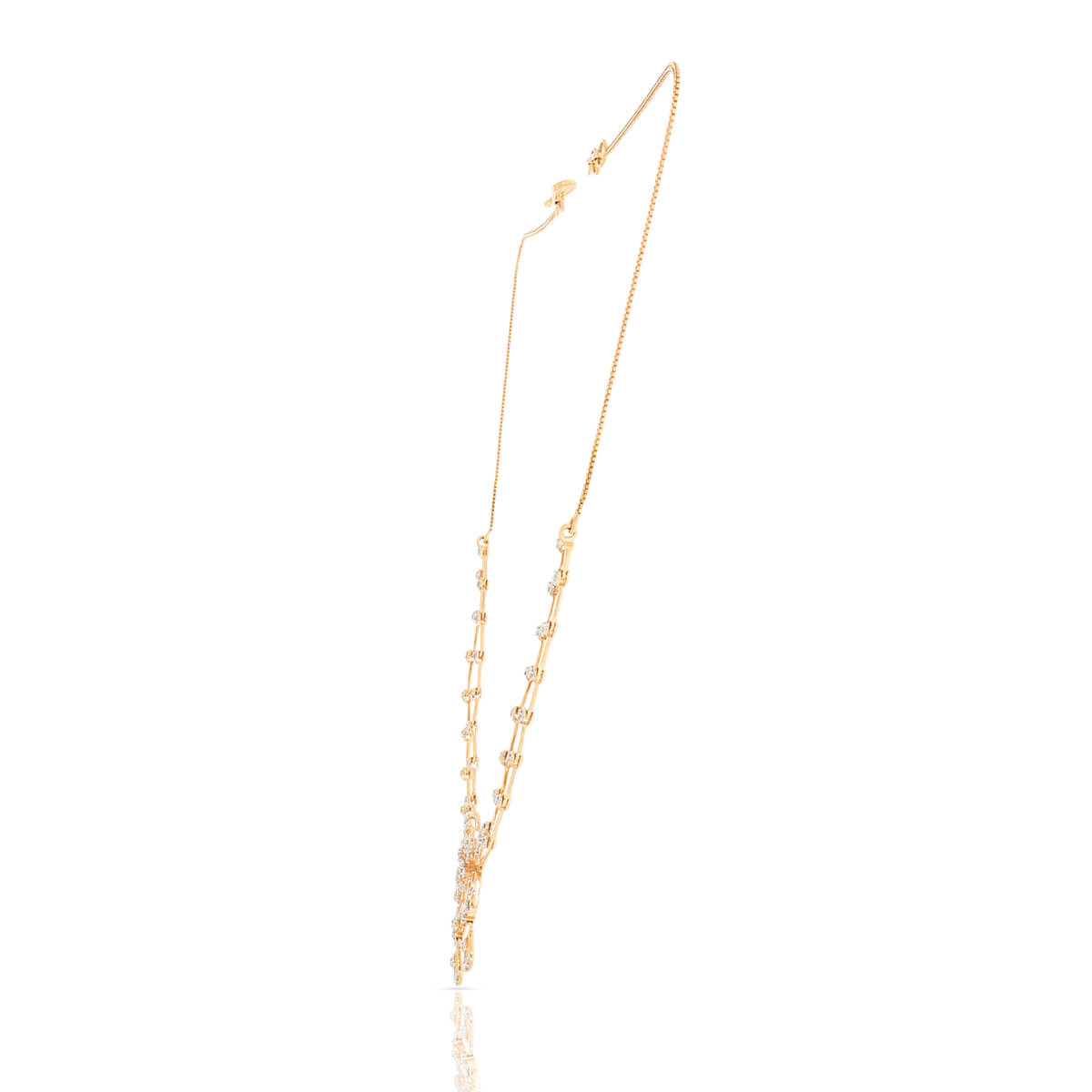 Classy Petal Shine Diamond Short Necklace