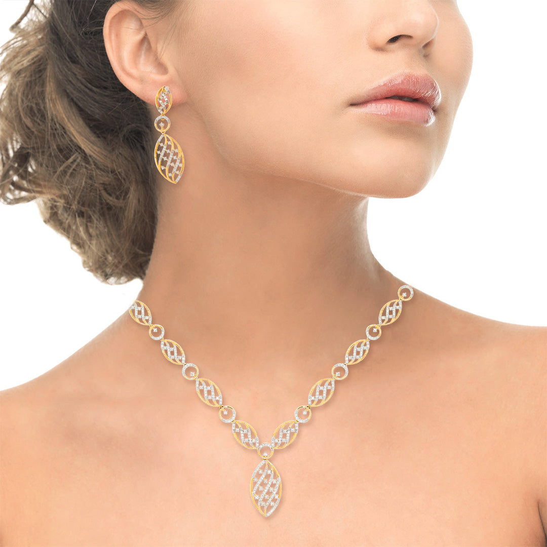 Classic Radiance Diamond Short Necklace
