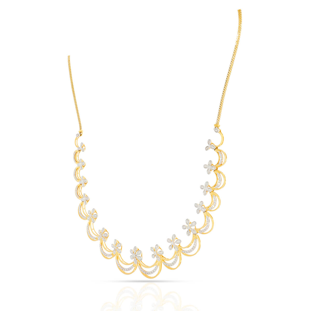 Radiant Charming Bloom Diamond Short Necklace