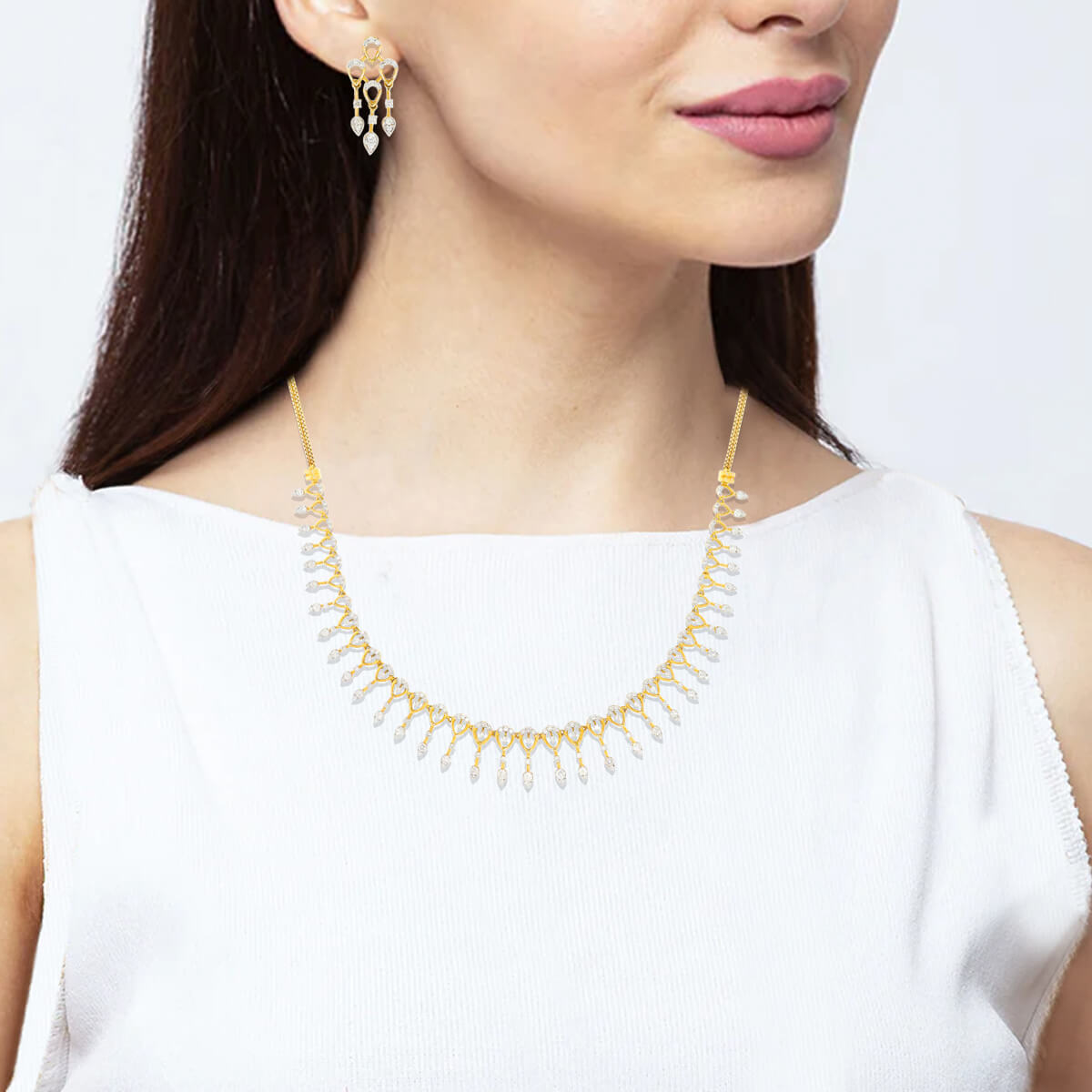 Contemporary Glow Diamond Short Necklace