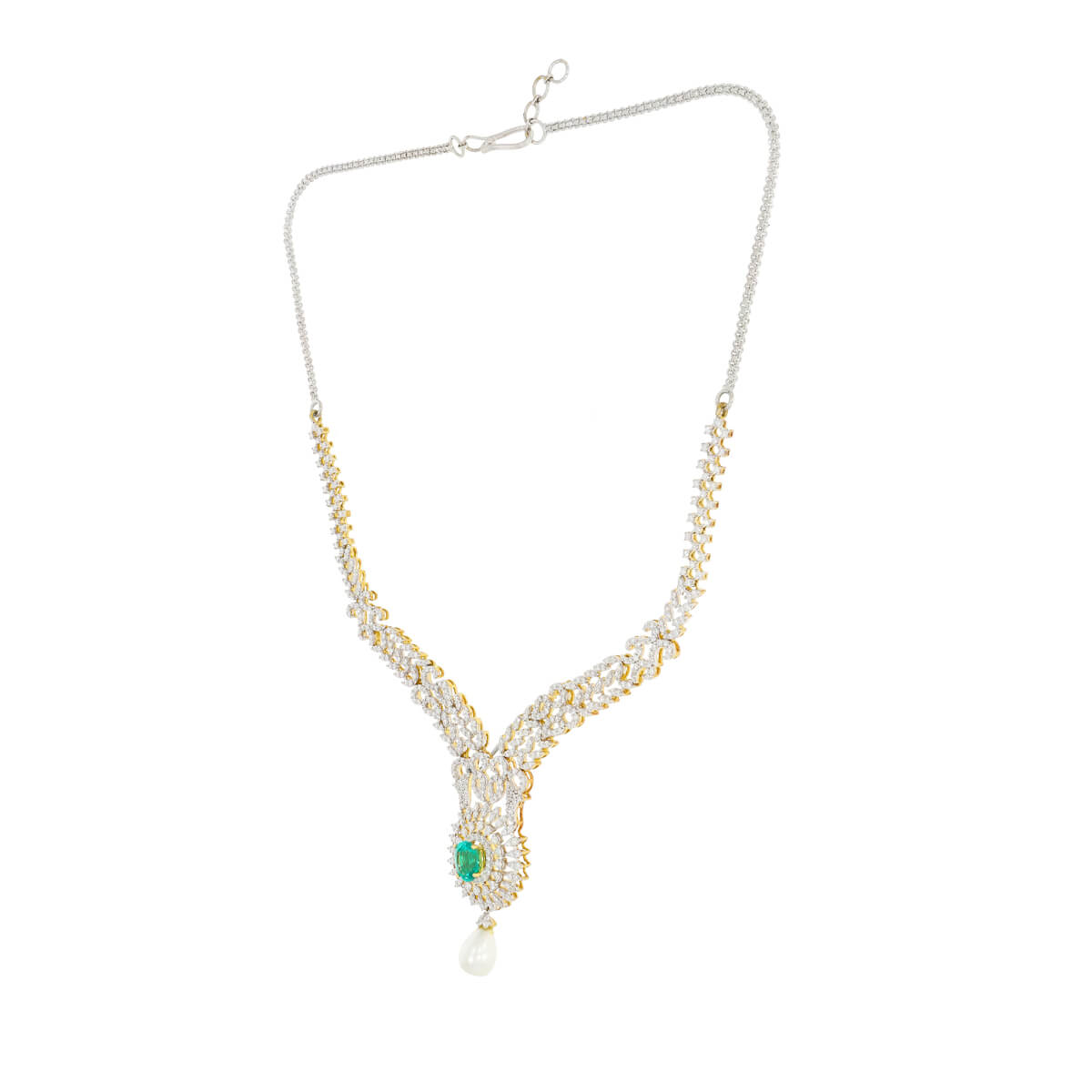 Sophisticated Glow Diamond Short Necklace