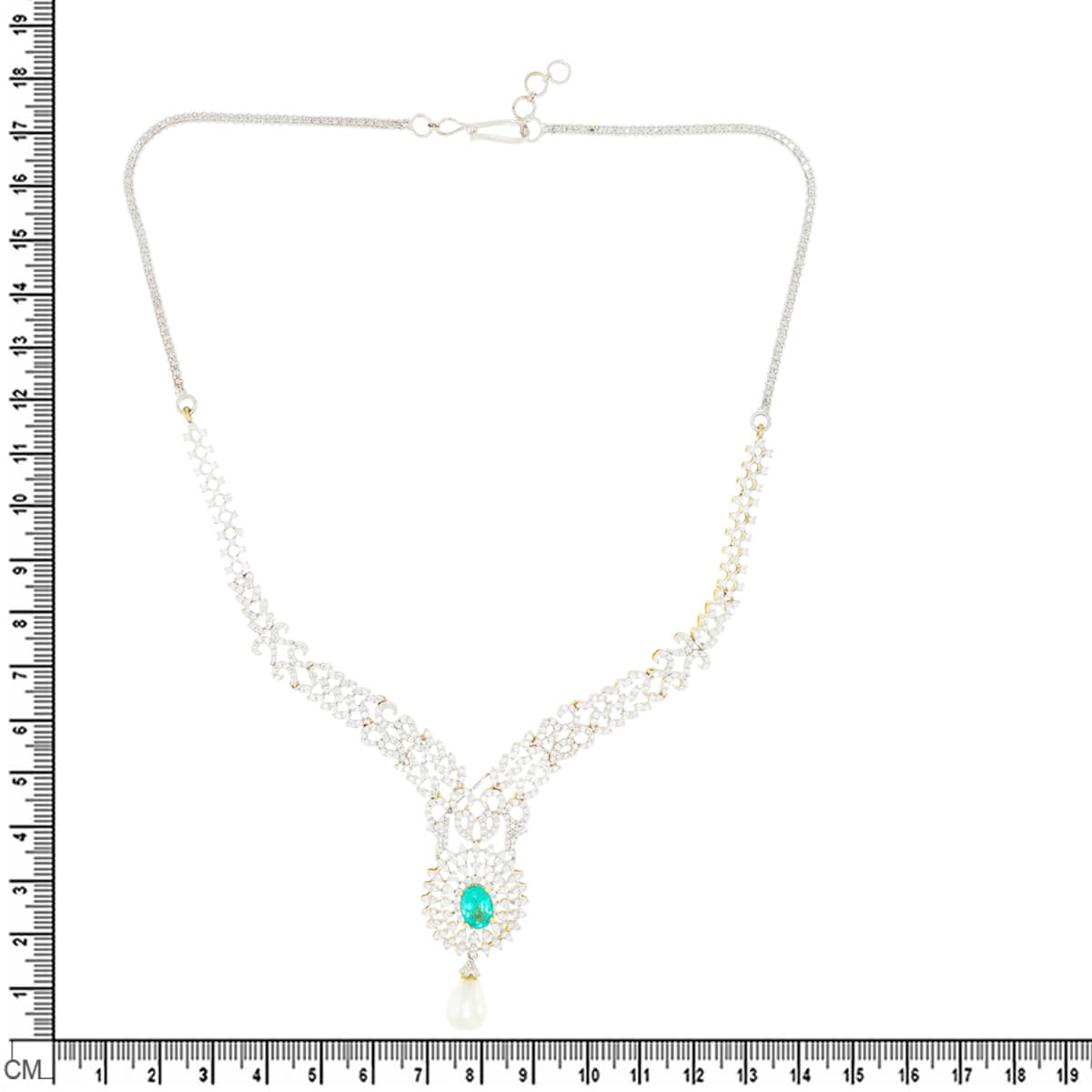Sophisticated Glow Diamond Short Necklace