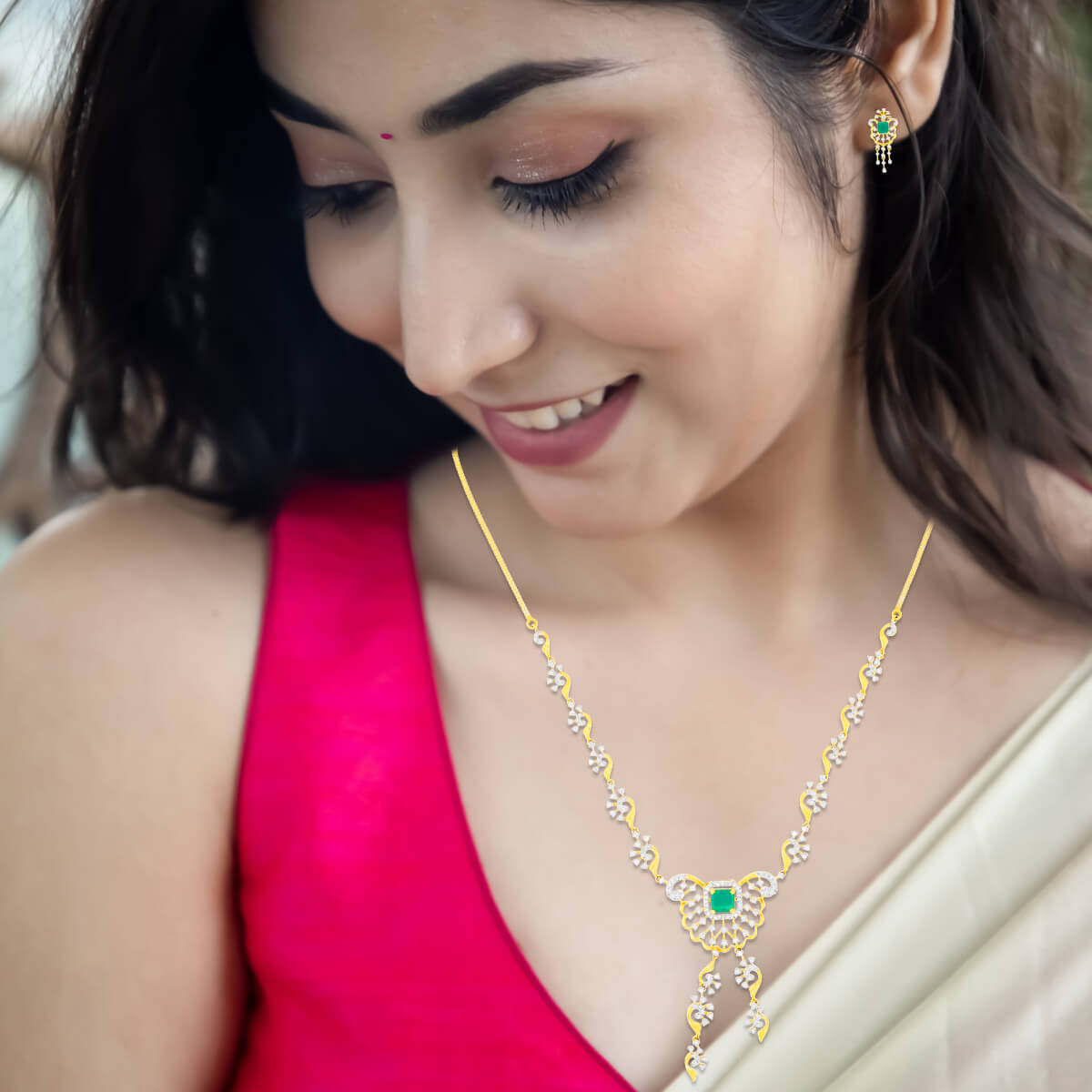 Charmning Vibrance Diamond Short Necklace