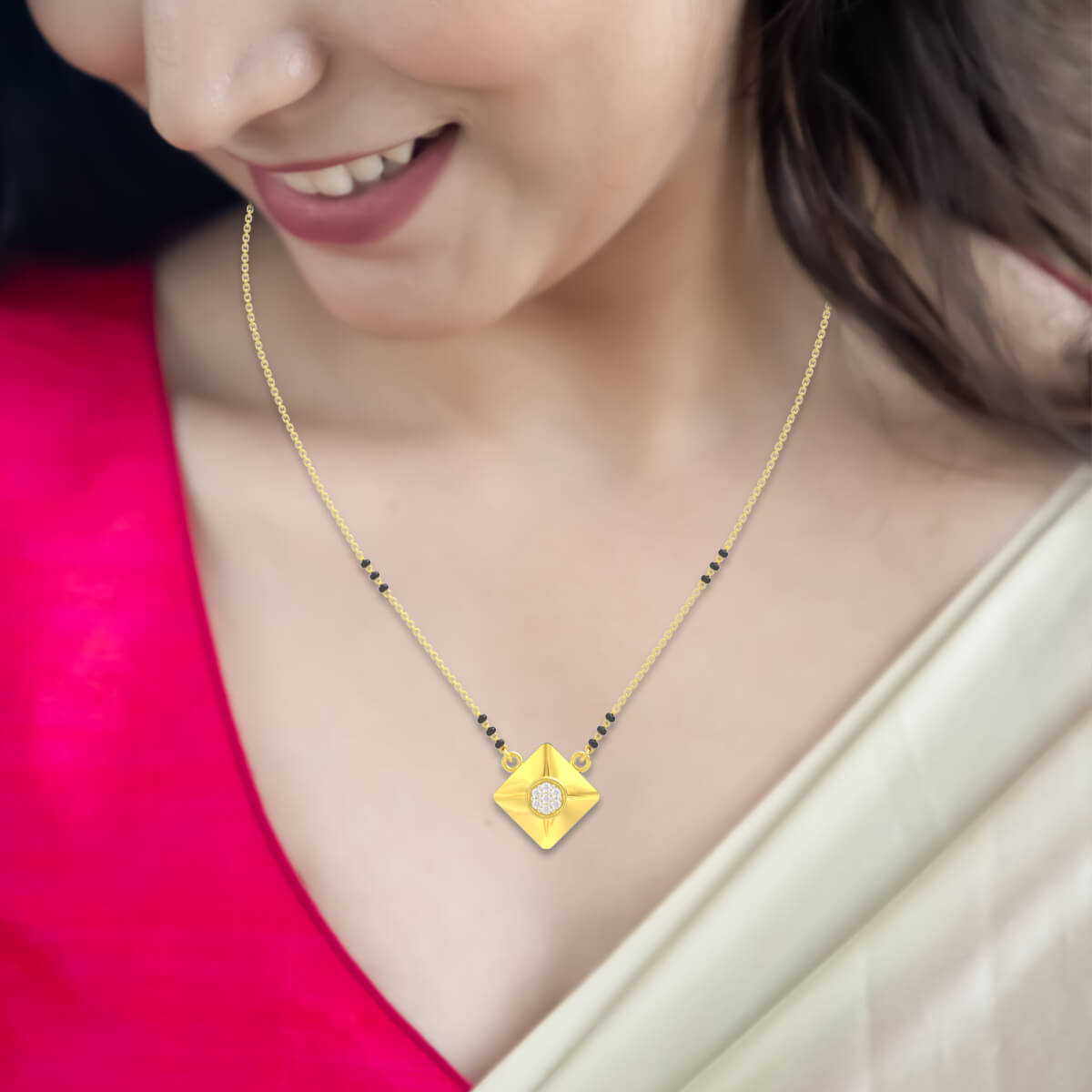 Classic Dazzle Diamond Short Mangalsutra 18K