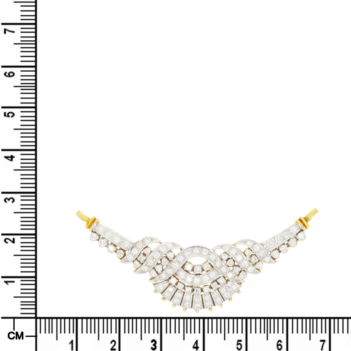 Glorious Charm 18K Diamond Tanmaniya