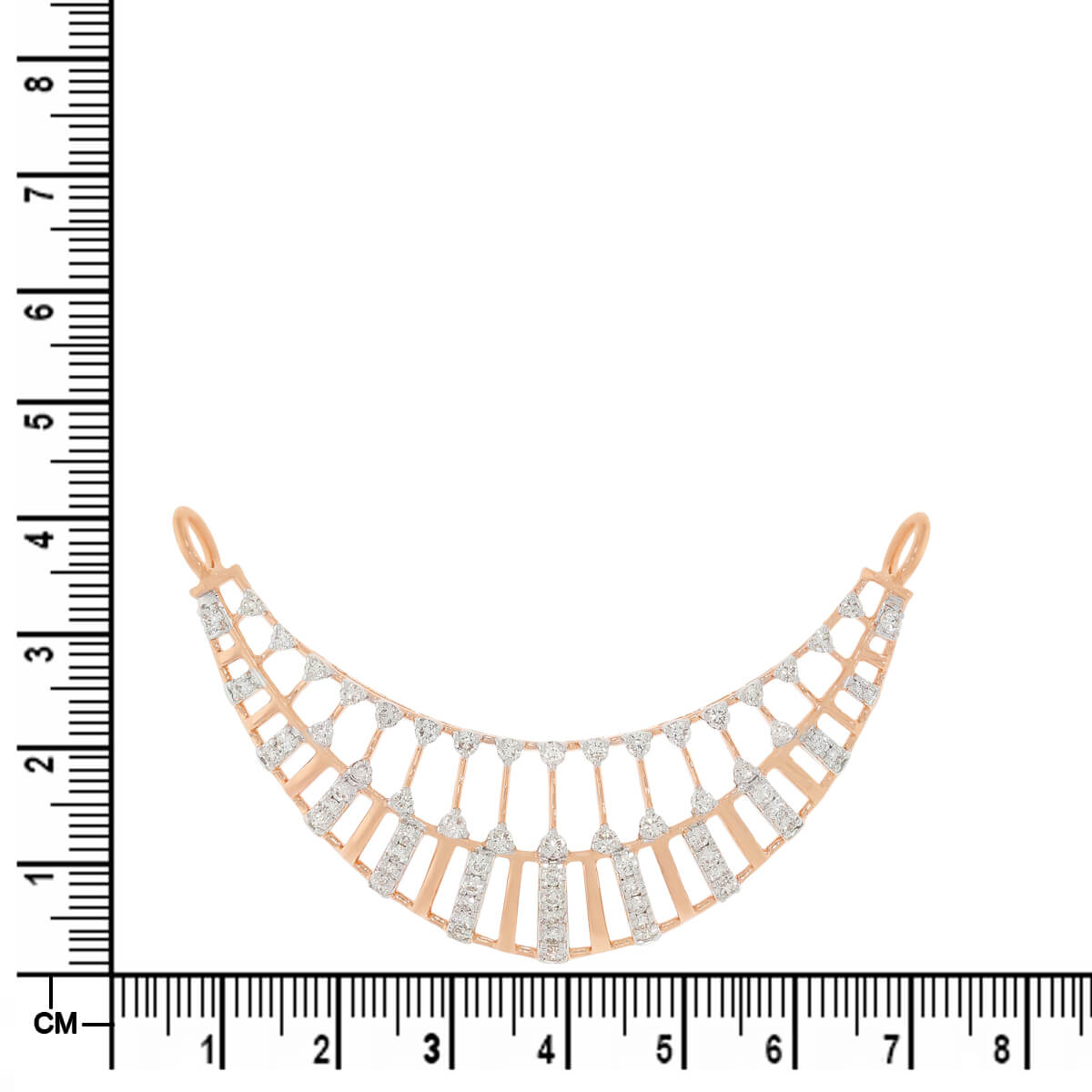 18K Diamond Tanmaniya with Modern Elegance