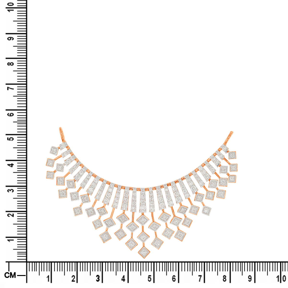 Graceful Elegance Diamond Tanmaniya 18K