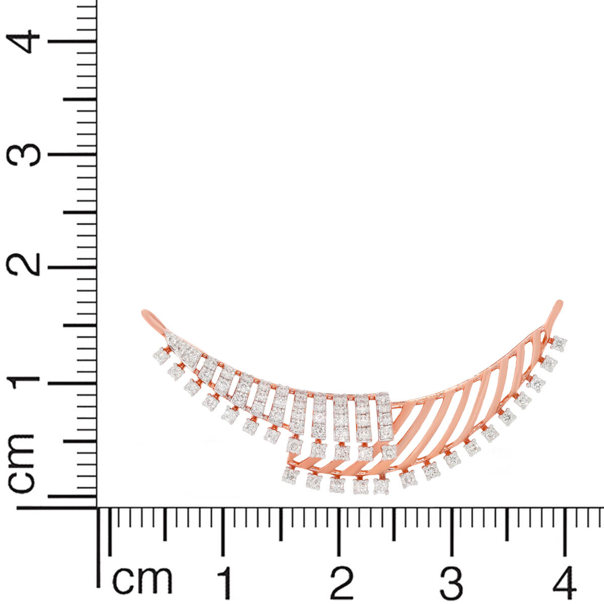 Modern Elegance 18K Diamond Tanmaniya