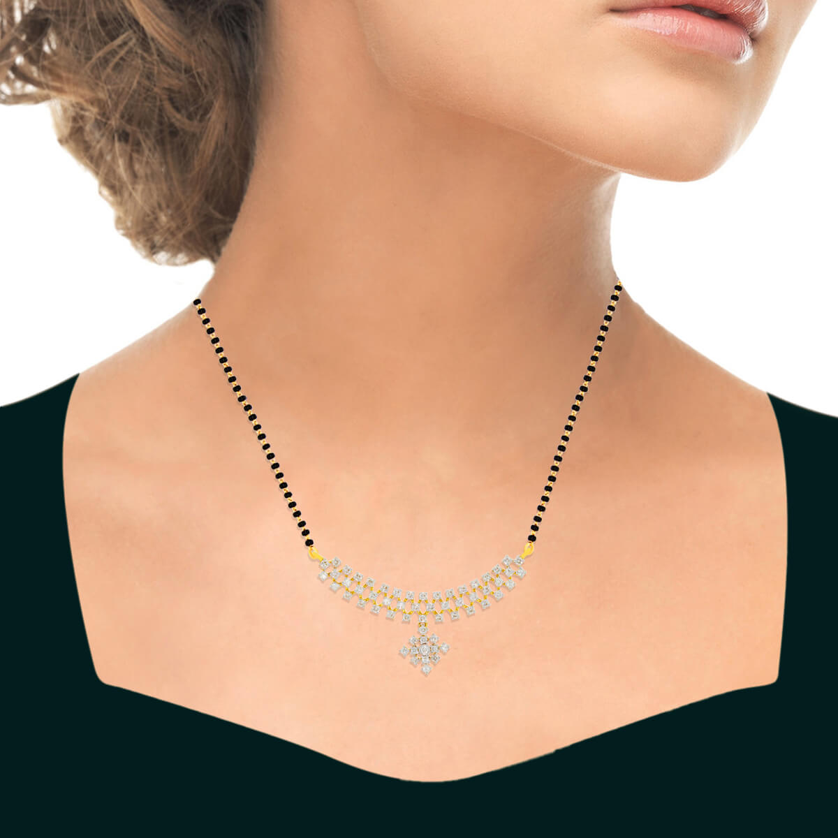 18K Alluring Foral Diamond Tanmaniya