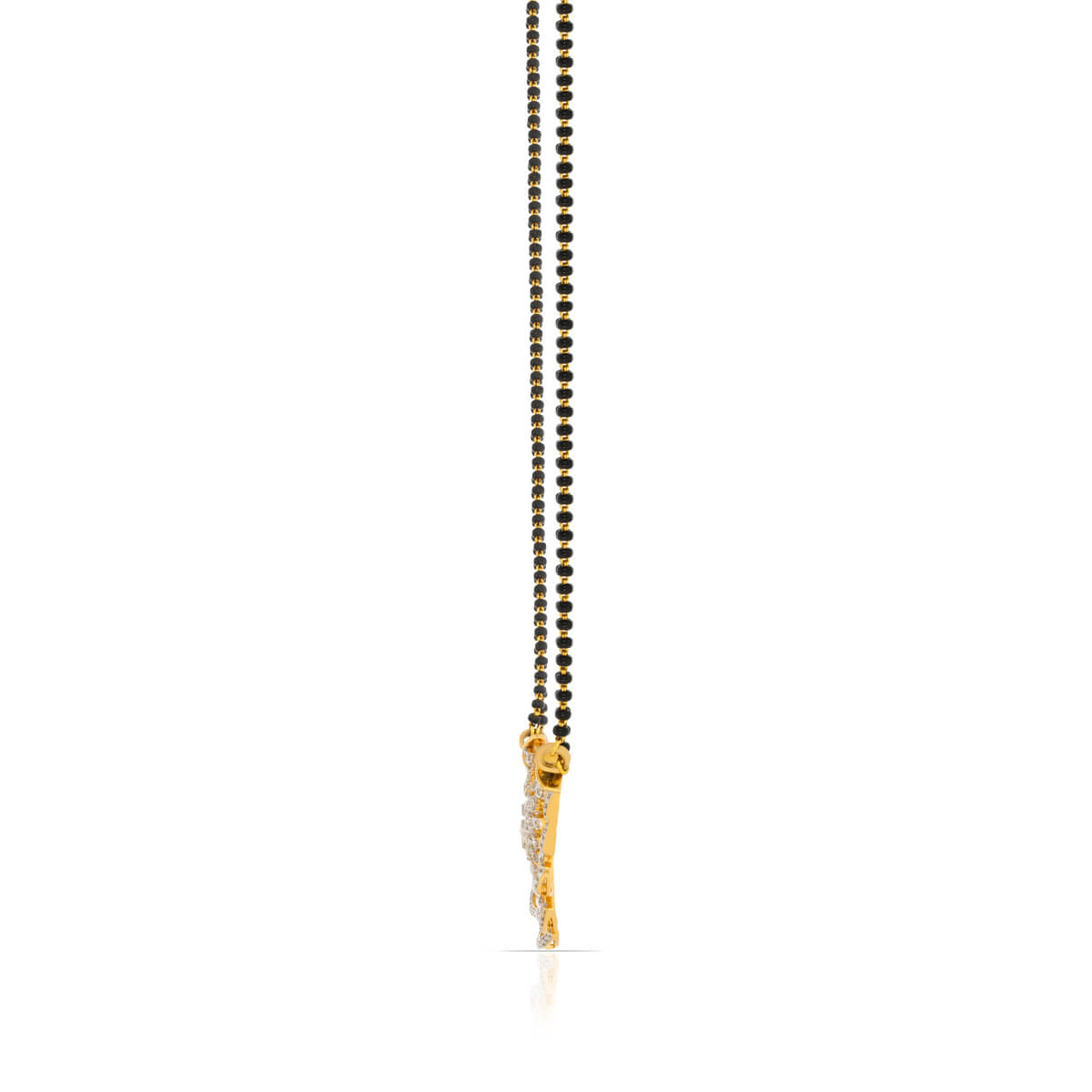 Classic Grace Diamond Short Mangalsutra 18K