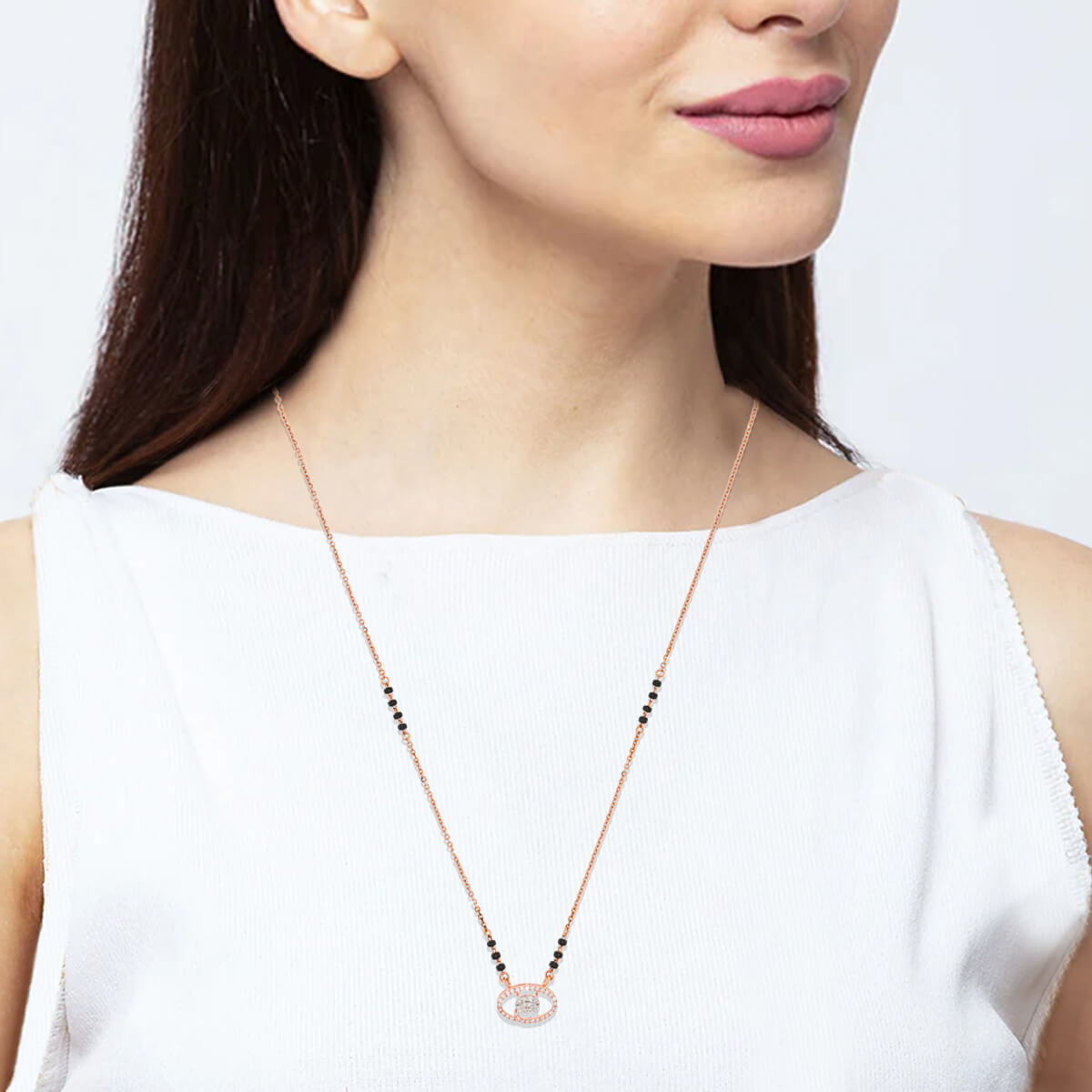 Petite Dazzle Diamond Short Mangalsutra 18K