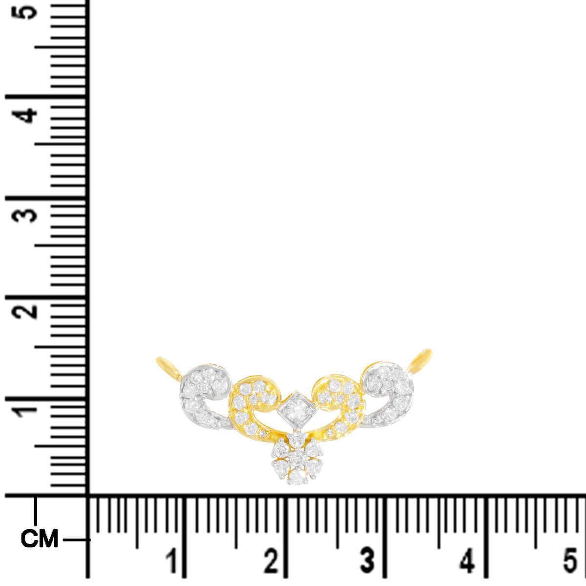 Gleaming Golden Charm 18K Diamond Tanmaniya