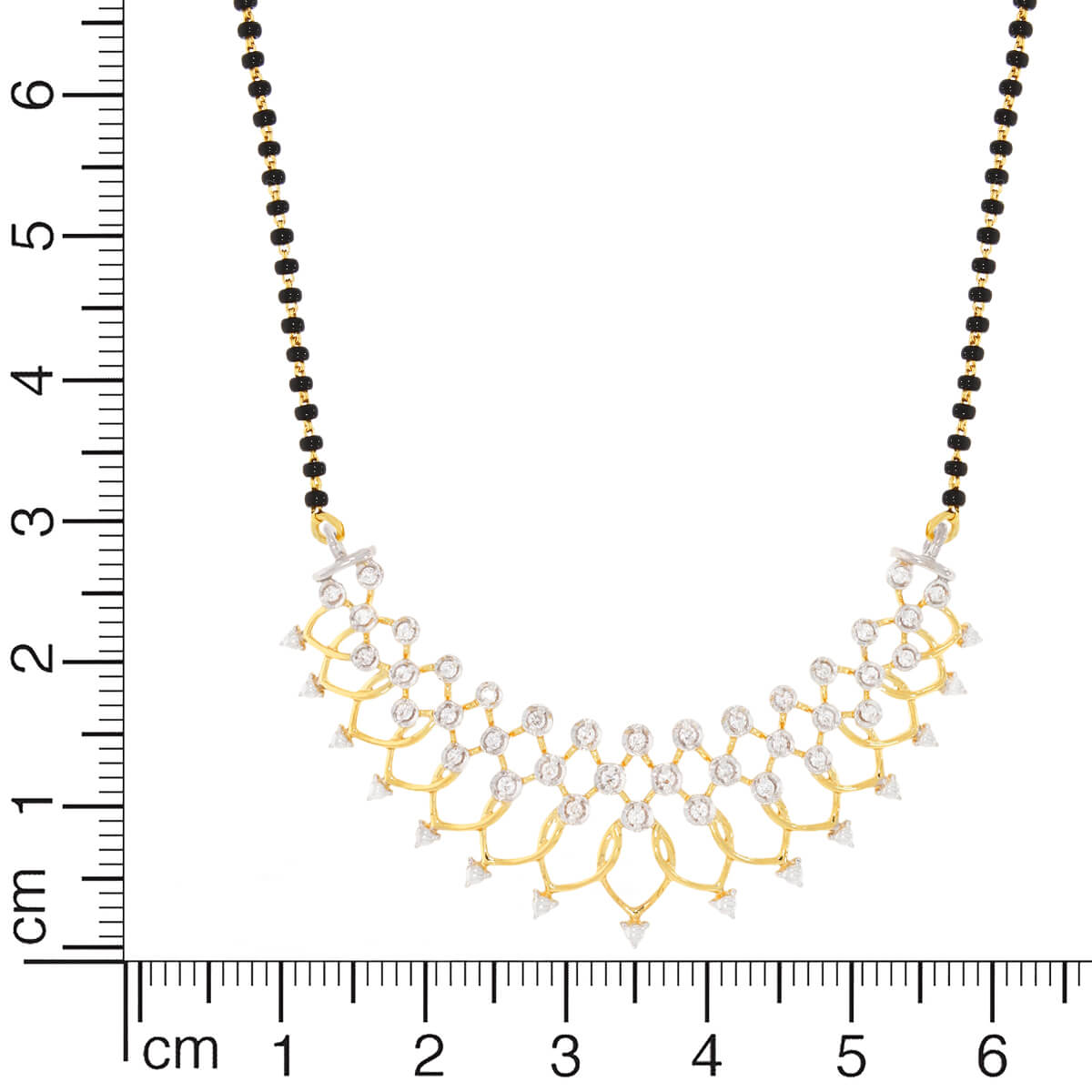 Luxurious 18K Diamond Tanmaniya