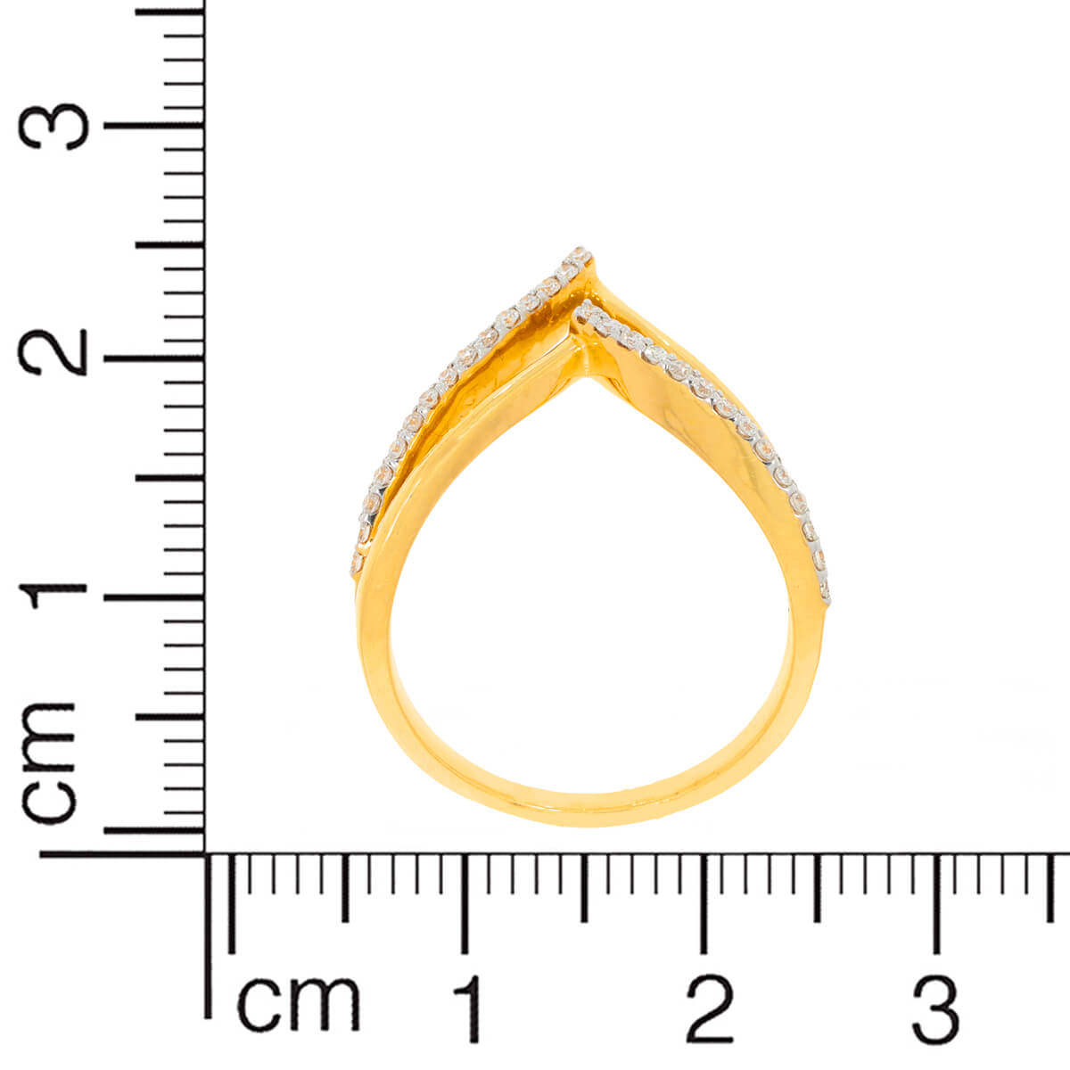 Diamond Ring for Women with Sophicated Flair