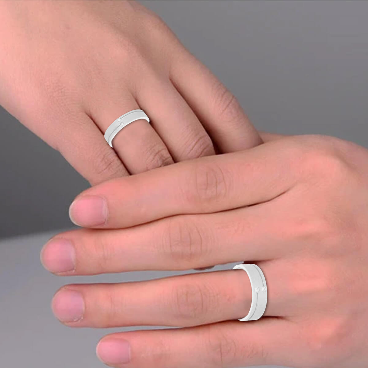 Contemporary Shine Diamond Couple Band