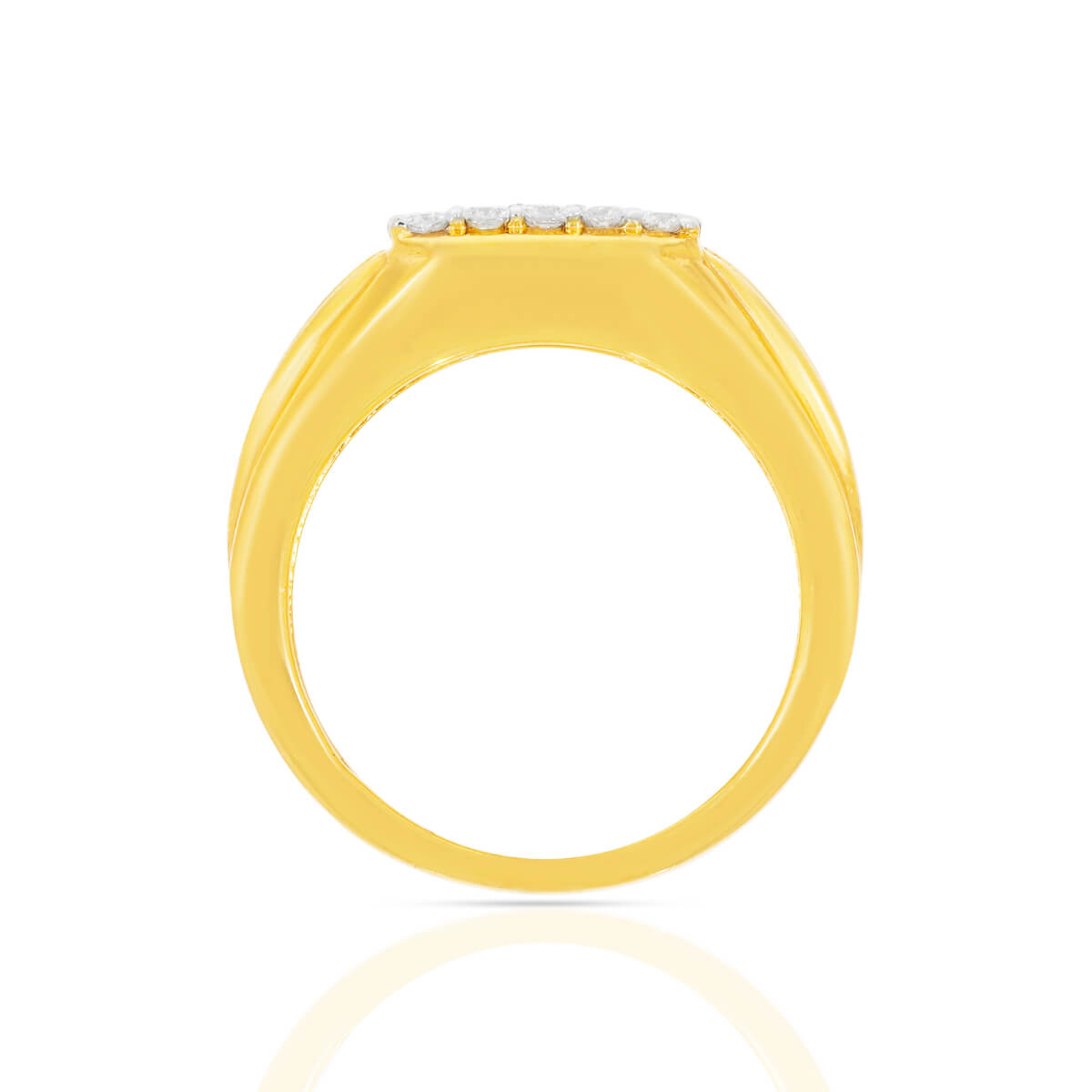 Luxurious Diamond Gold Ring