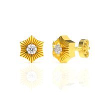 18K Stylish Star Studs With Graceful Pearl