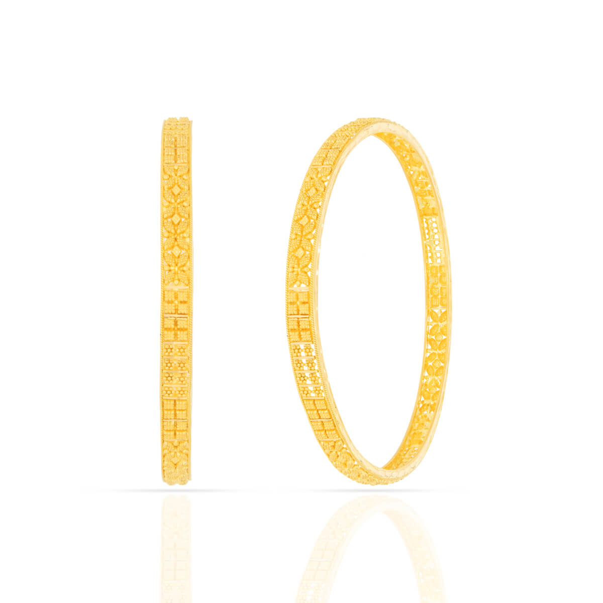 Chic Charm Gold Bangle