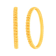 Alluring Gleam Gold Bangle