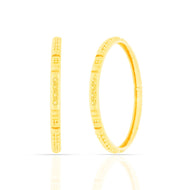 Charmful Glow Gold Bangle