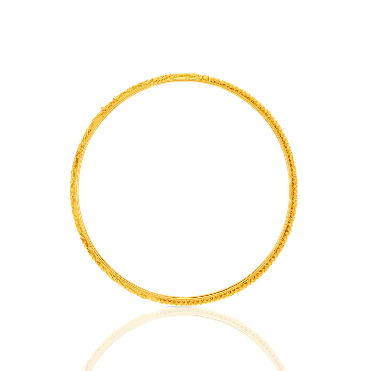 Graceful Radiance Gold Bangle