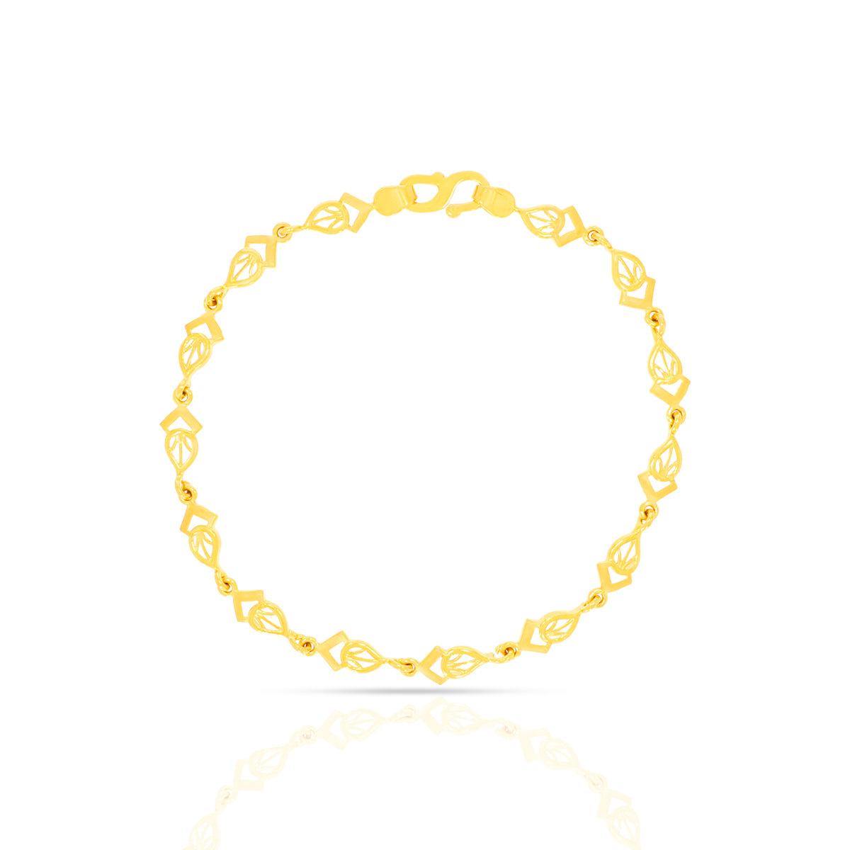 Leafy Luxe Gold Bracelet