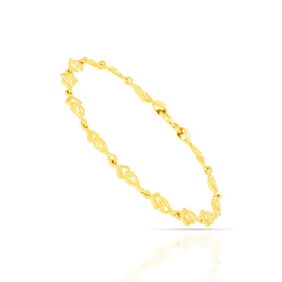 Leafy Luxe Gold Bracelet