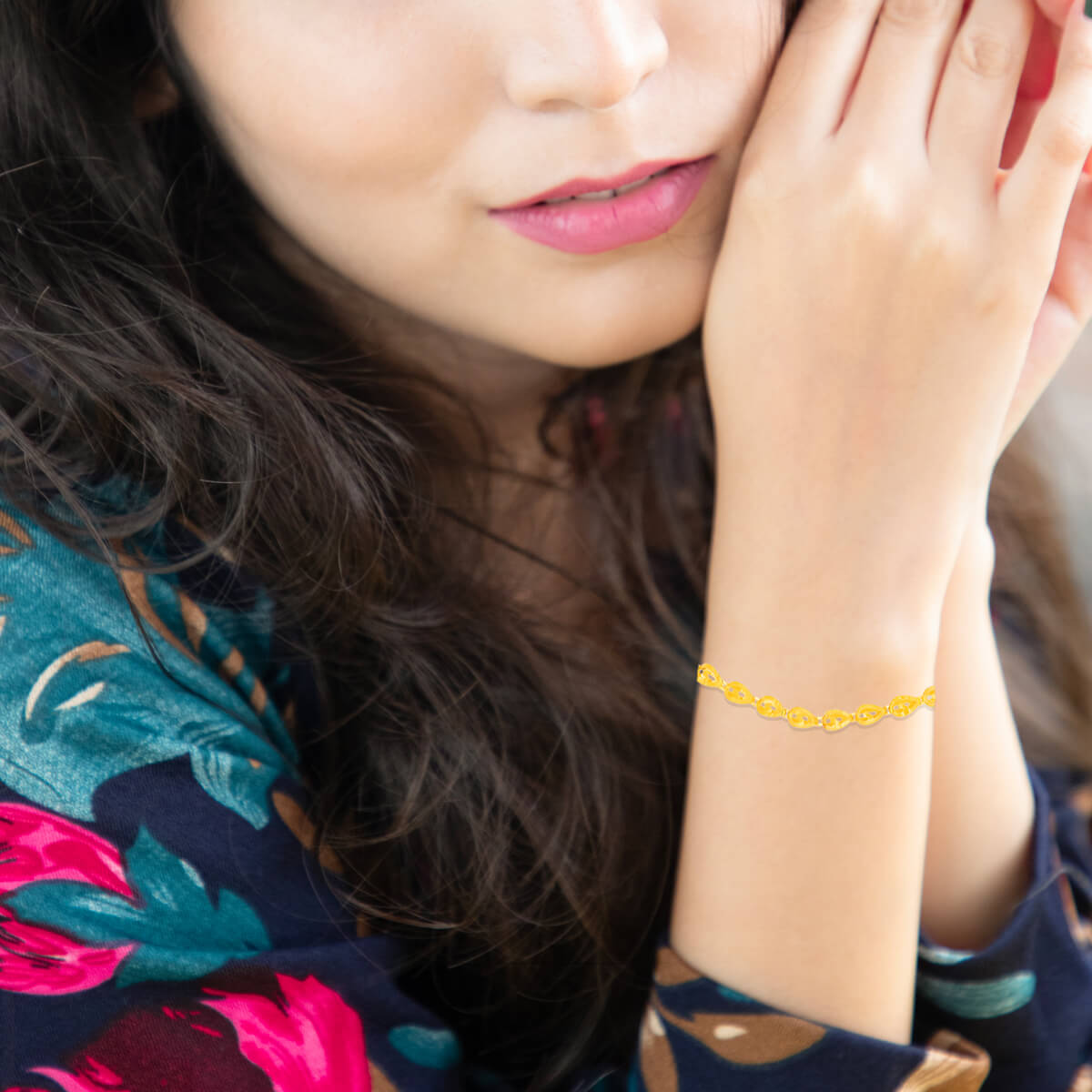 Captivating Charm Gold Link