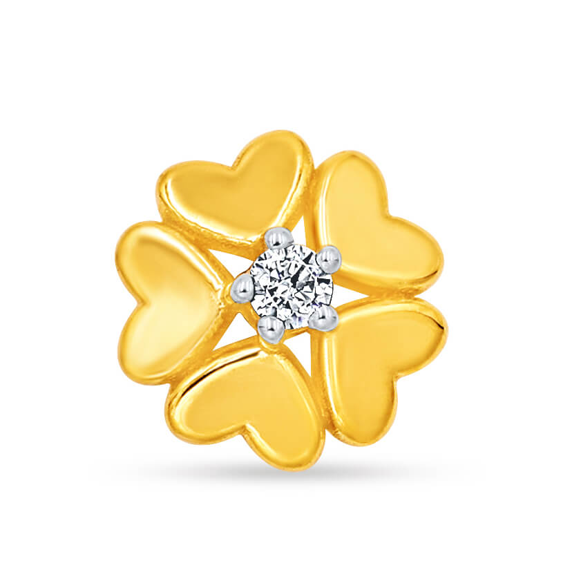 Graceful Petal Design Clover Gold Studs