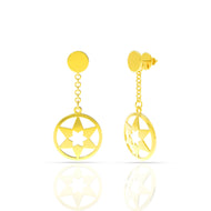 Captivating 18K Star-Shaped Gold Danglers