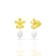 Subtle Pearl Elegance 18K Danglers for Daily Wear