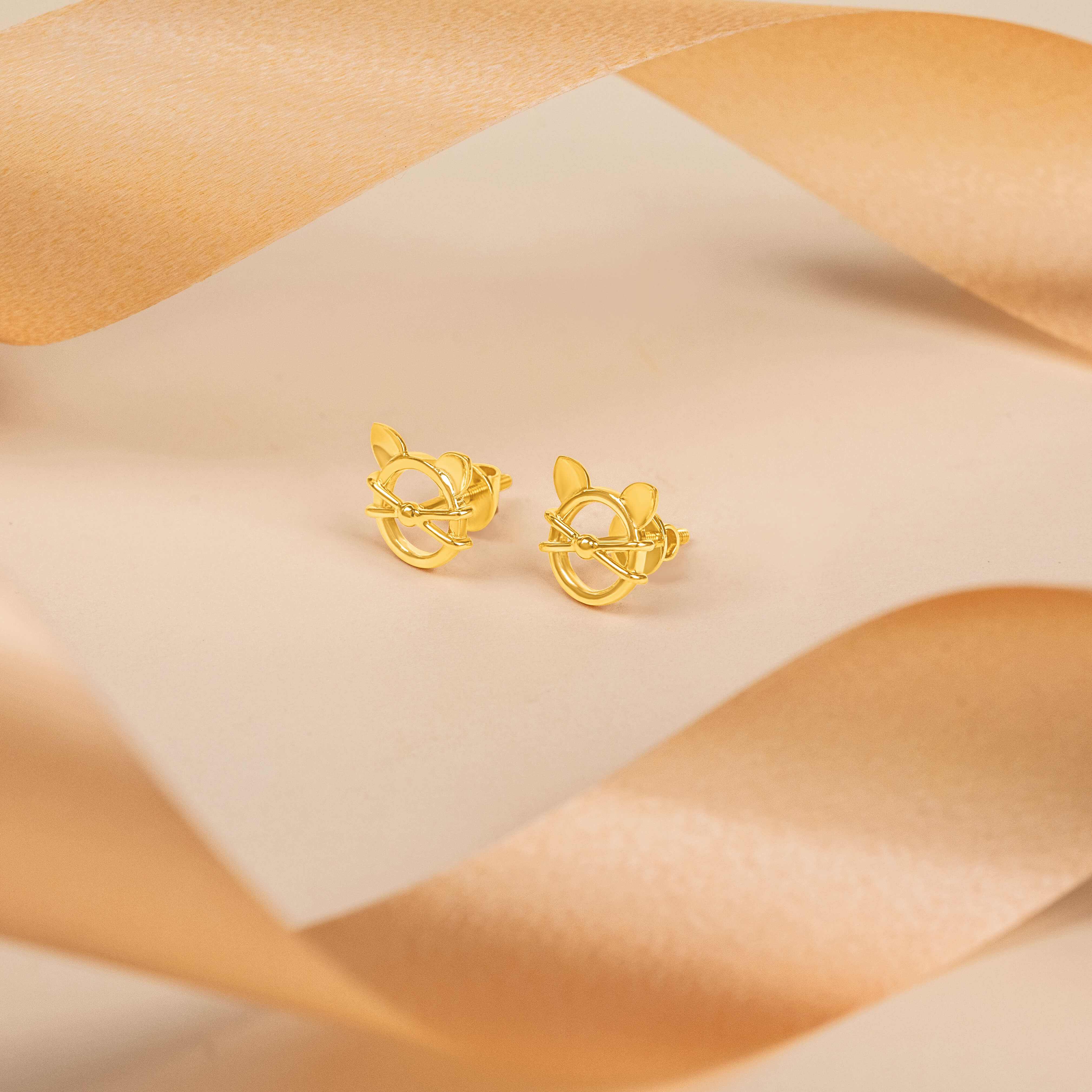 Helllo Kitty Charm Gold Studs