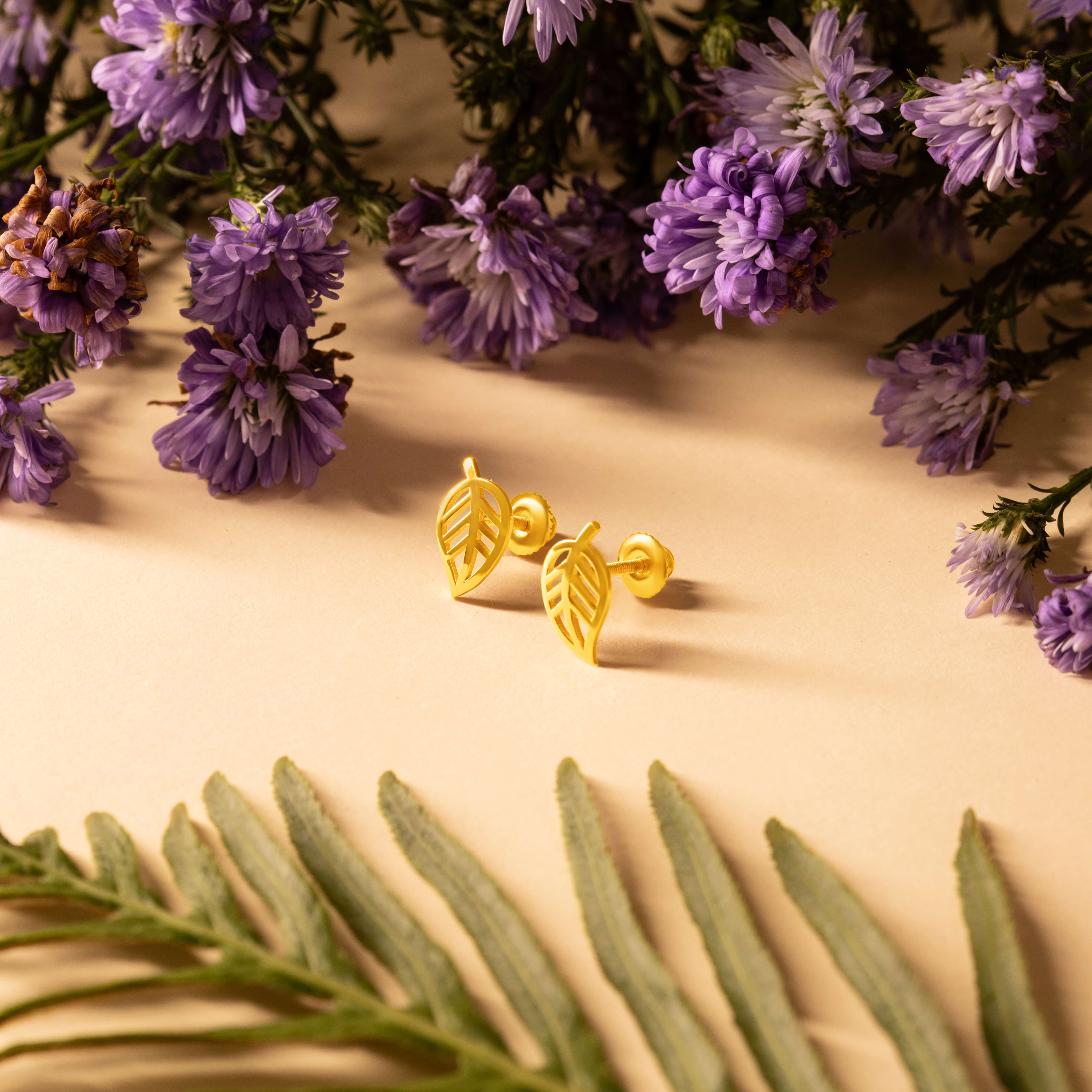 Lumi Glow 22K Leafy Gold Studs
