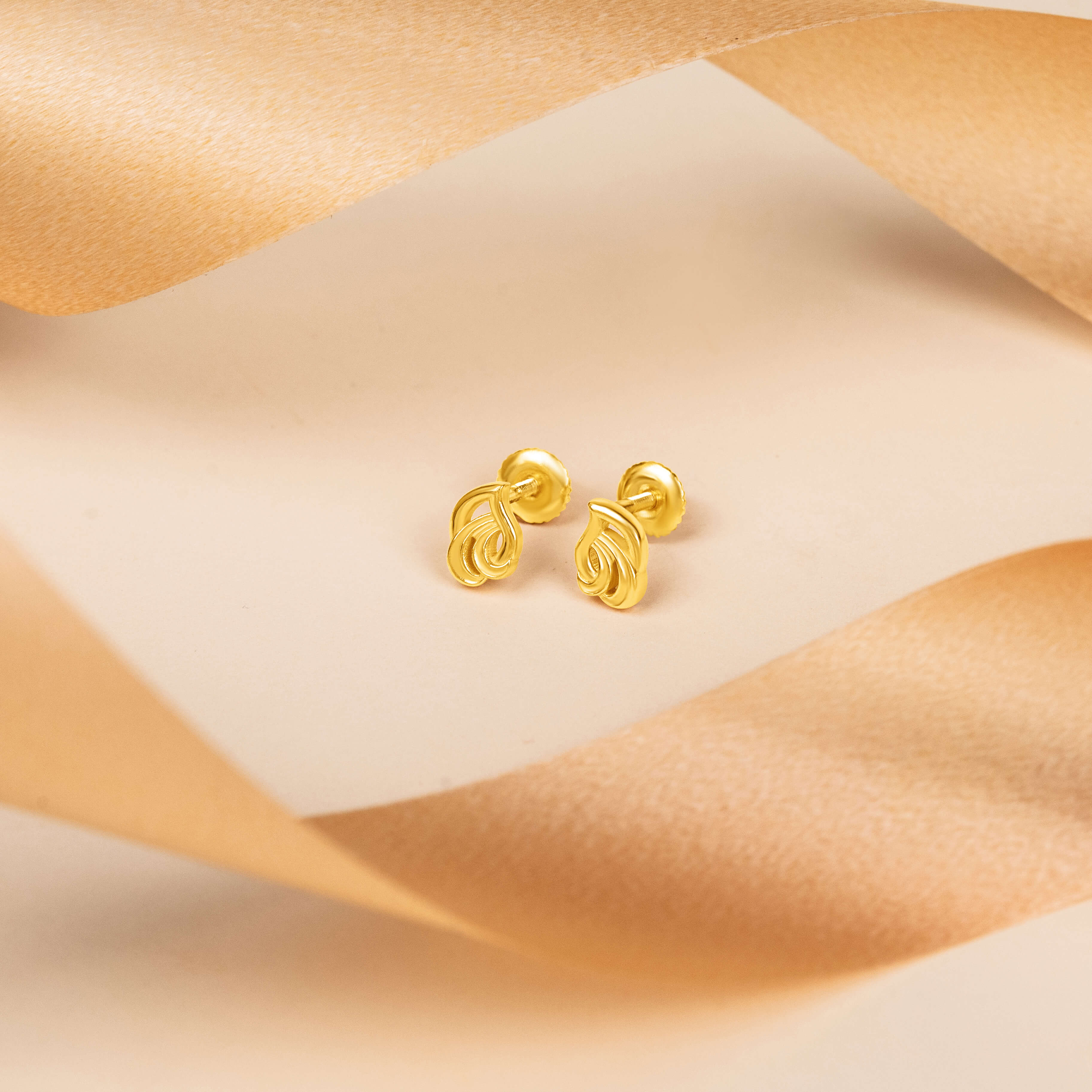 Glamourous Groove 22K Gold Studs