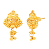 Exquisite Gold Dangler with Delicate Detailing