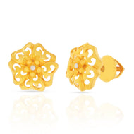 Intricately Crafted Daisy Motif Gold Stud Earrings