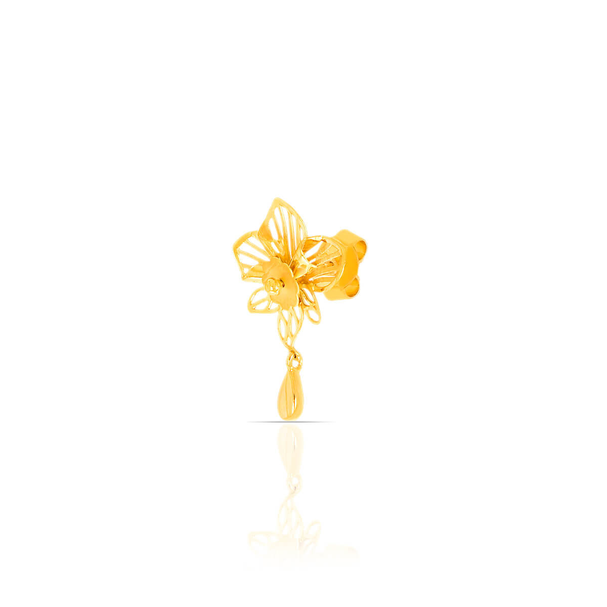 Chic Floral 22K Gold Stud Earrings for a Soft Touch