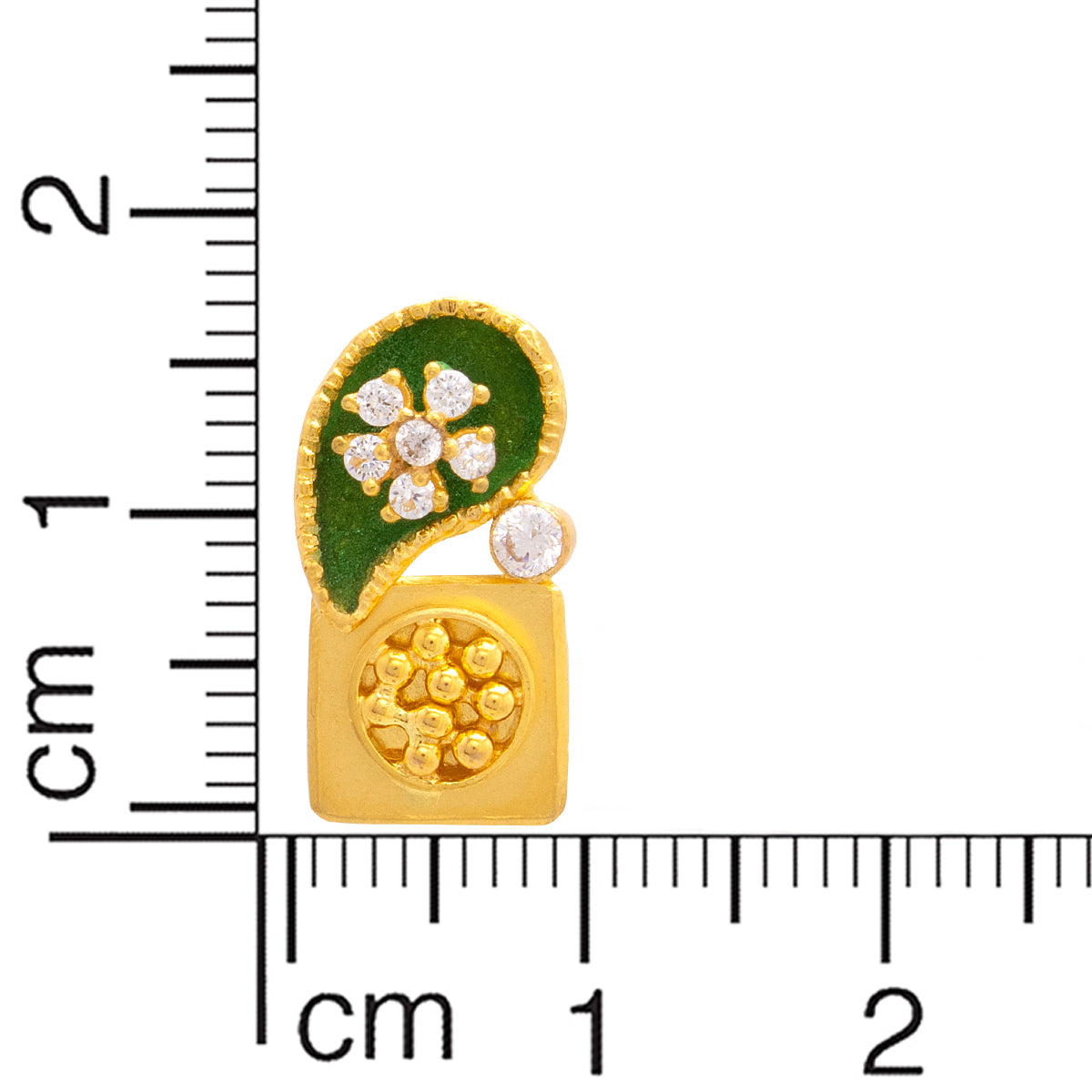 Lightweight Floral Beauty 22K Gold Studs