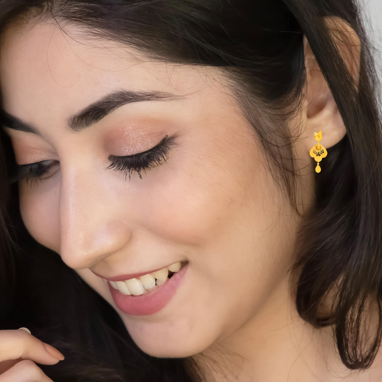 Dainty Flora Jhali Gold Danglers 22K
