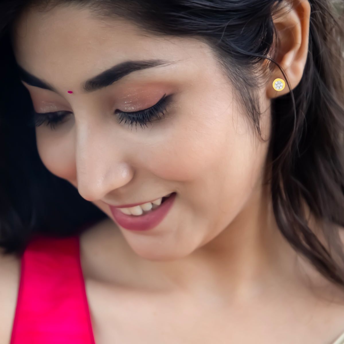 Dazzling Dreams 18Kt Gold Earrings