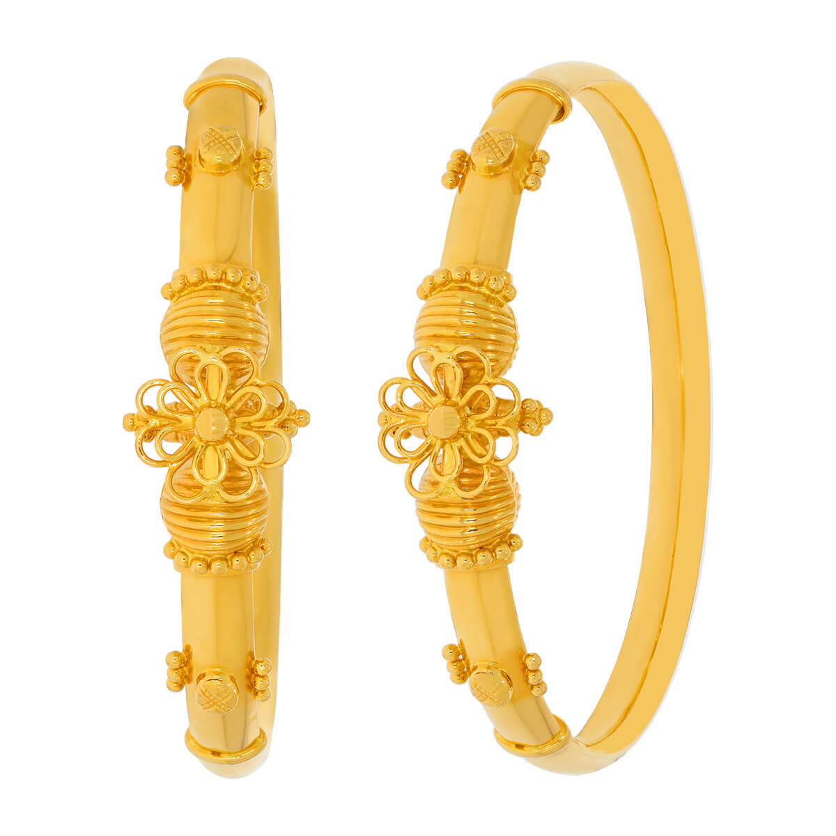 Exclusive Artistry Gold Bangle