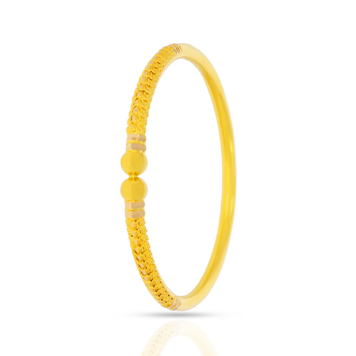 Sleek Glorious Gold Bangle